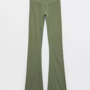 Offline by Aerie NWT Real Me Flare Leggings Short Size SML NWT